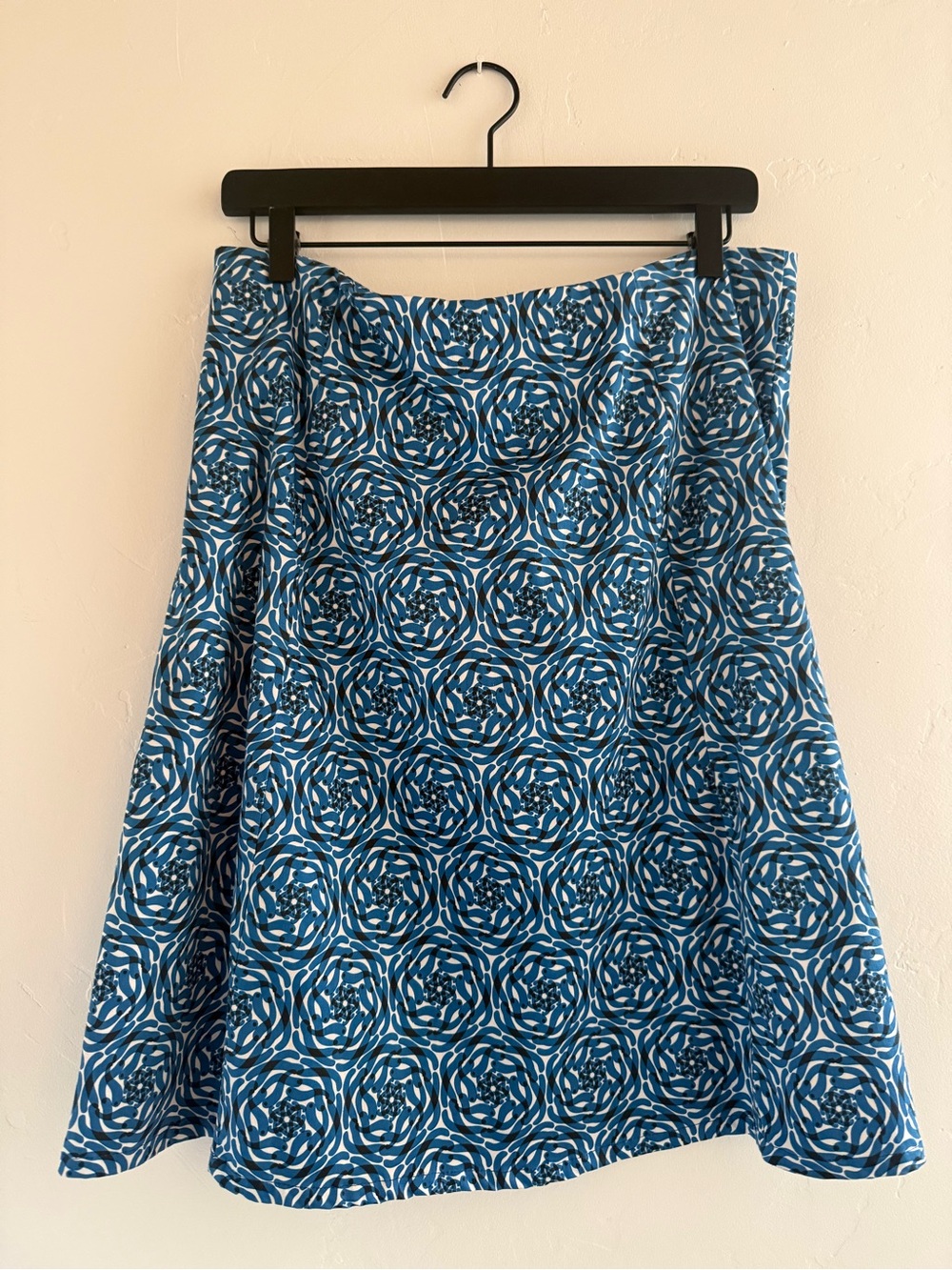Lesley Evers A Line Geometric Floral Pattern Skirt Women’s Size Large Stretch